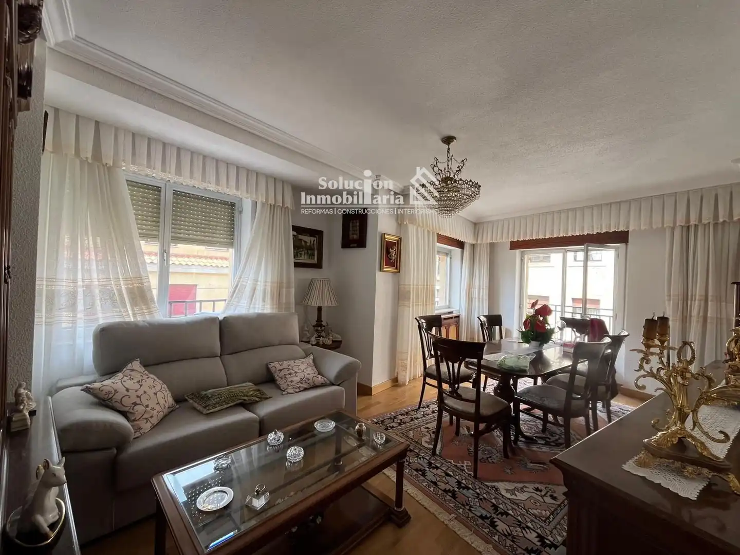 Sala de estar de Piso en venta en Salamanca con Calefacción, Terraza y Balcón