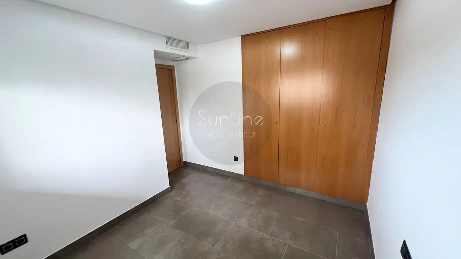 Habitación de Casa adosada en venta en Massamagrell con Aire acondicionado, Terraza y Trastero