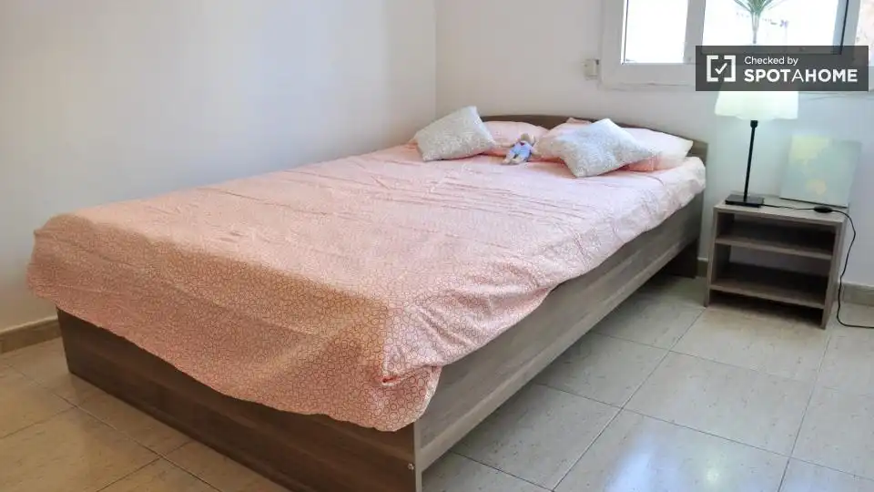 Habitación en Les Roquetes