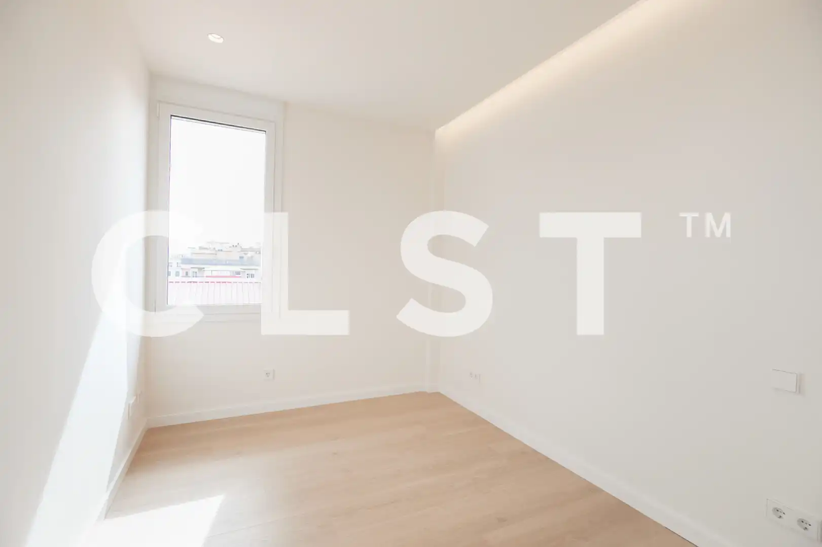 Attic for rent in Carrer de Ballester, El Putget i el Farró
