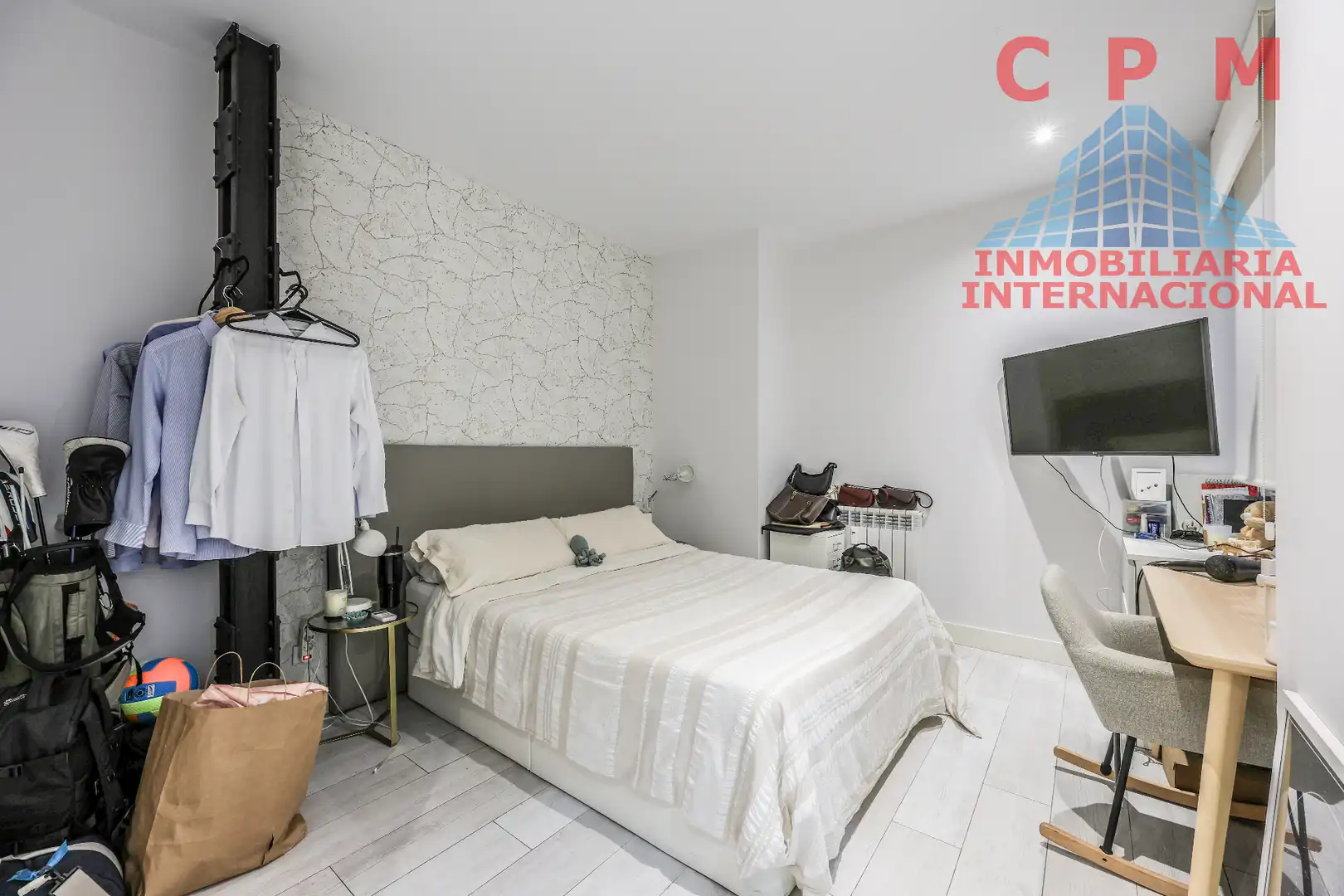 Bedroom of Flat for rent in Madrid  with Air Conditioner, Heating and Parquet flooring