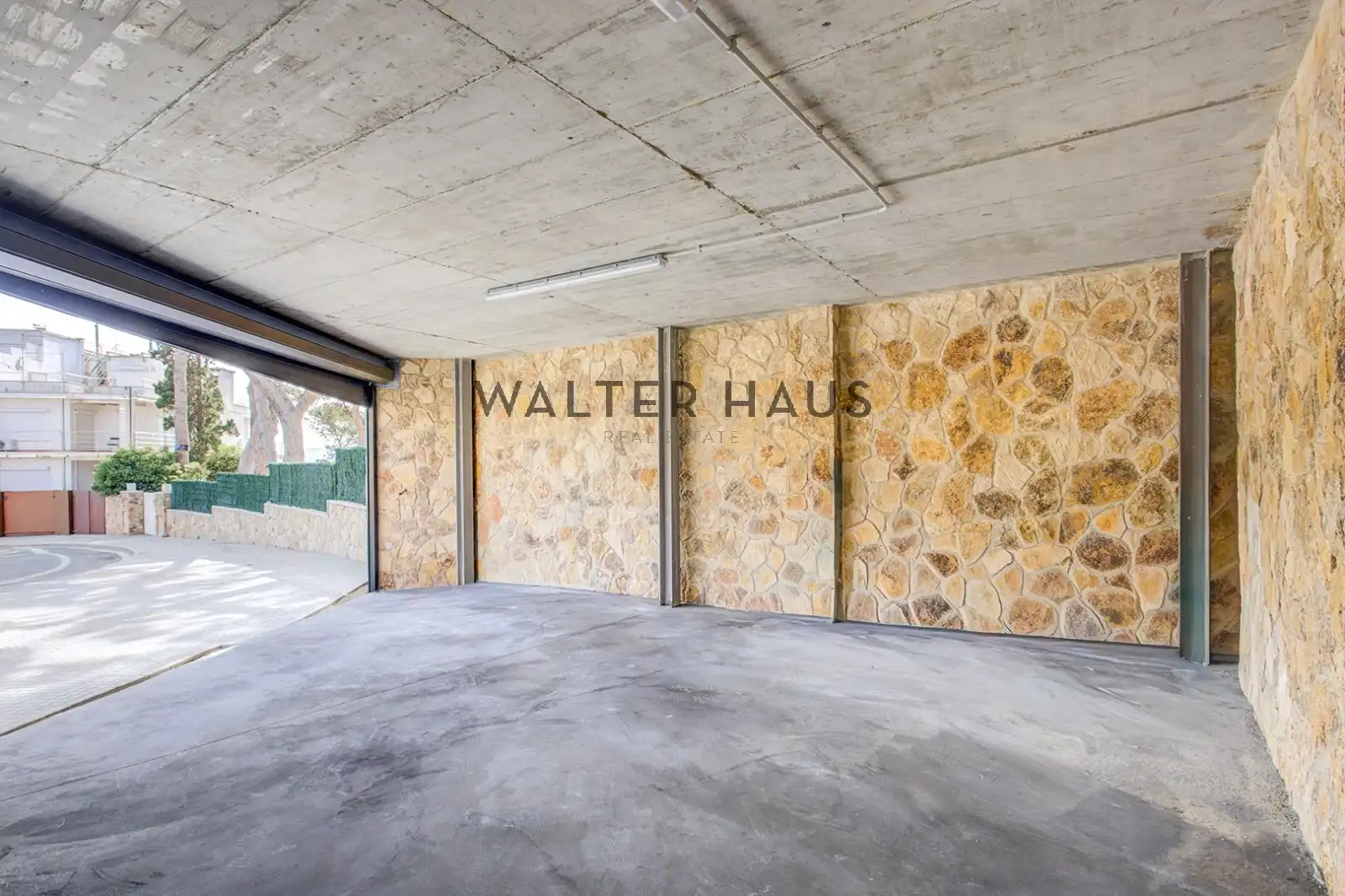 Vista exterior de Casa o chalet en venta en Sant Feliu de Guíxols con Aire acondicionado, Jardín privado y Terraza