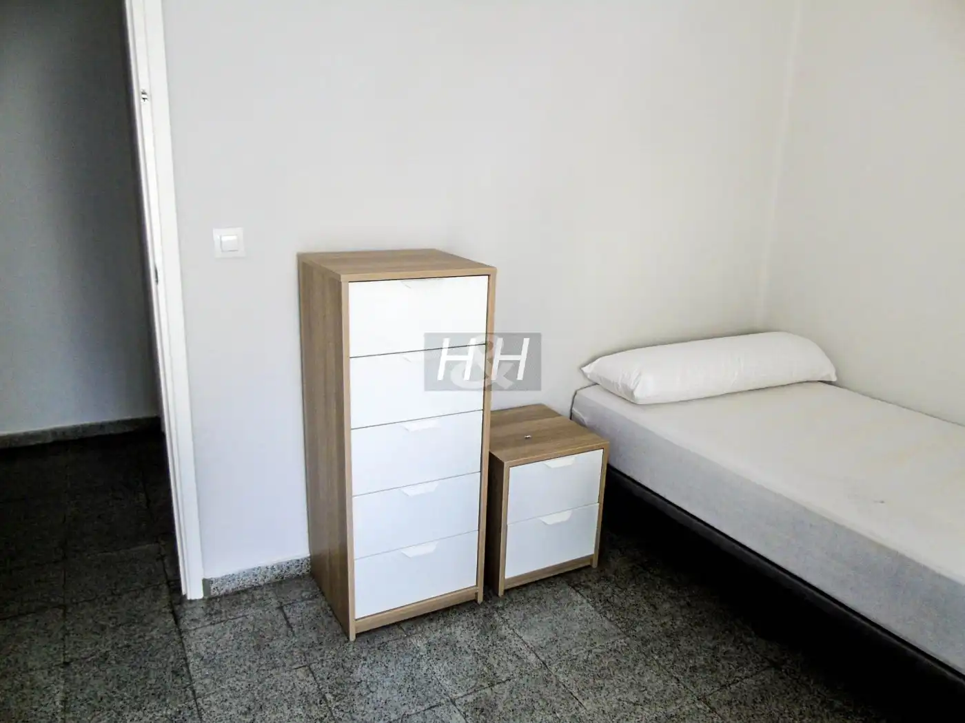 Bedroom of Flat for rent in Burjassot  with Balcony