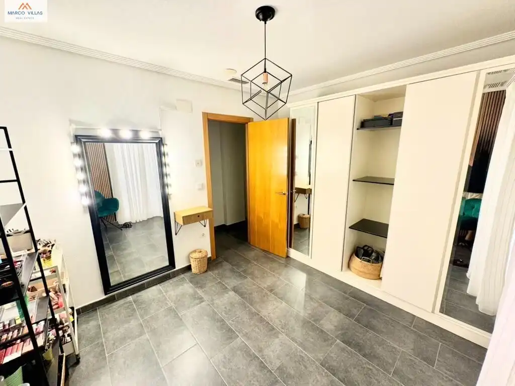 Planta baja en venta en Dolores con Aire acondicionado y Piscina comunitaria