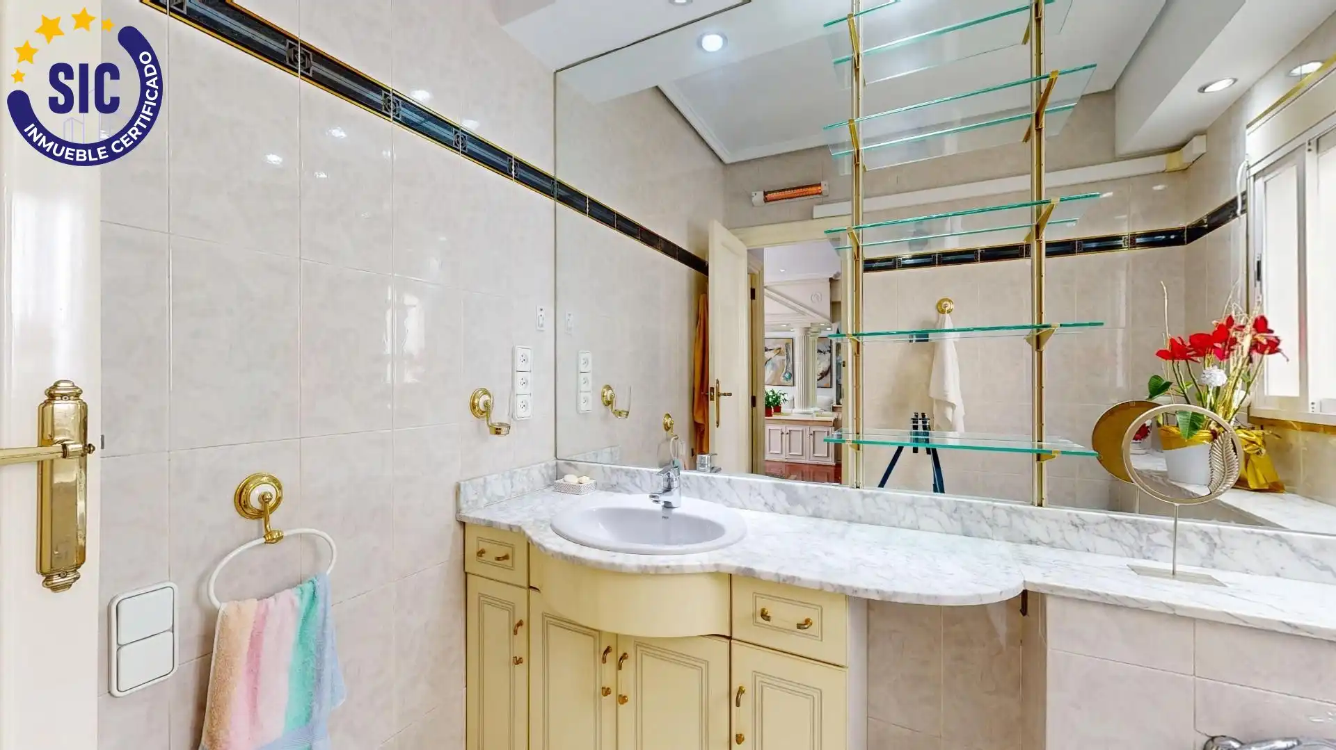 Baño de Piso en venta en Valencia con Aire acondicionado, Calefacción y Parquet