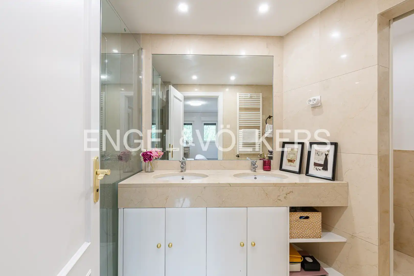Baño de Ático en venta en Majadahonda con Aire acondicionado, Calefacción y Parquet