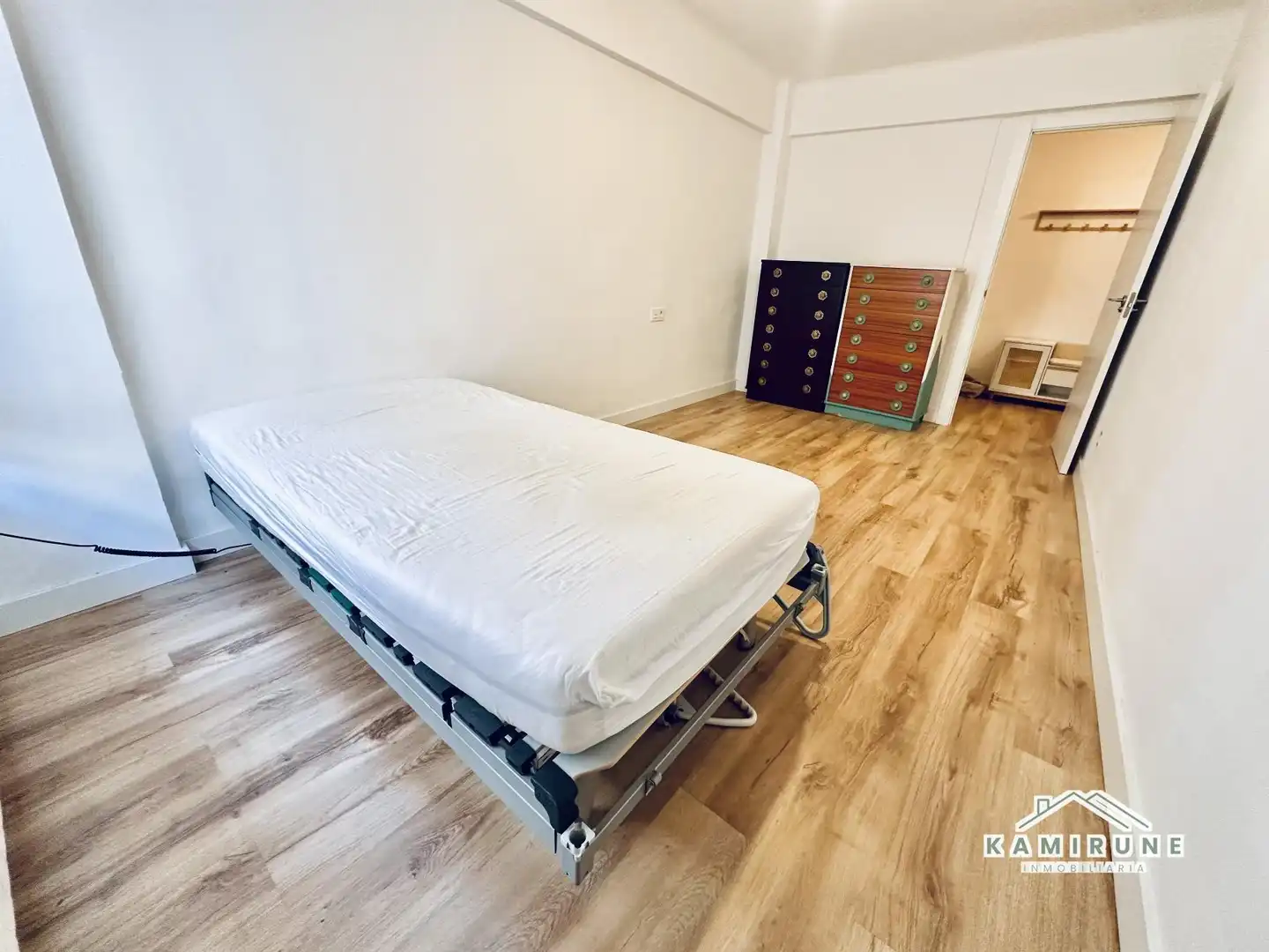 Habitación de Piso en venta en Bilbao  con Calefacción, Terraza y Trastero