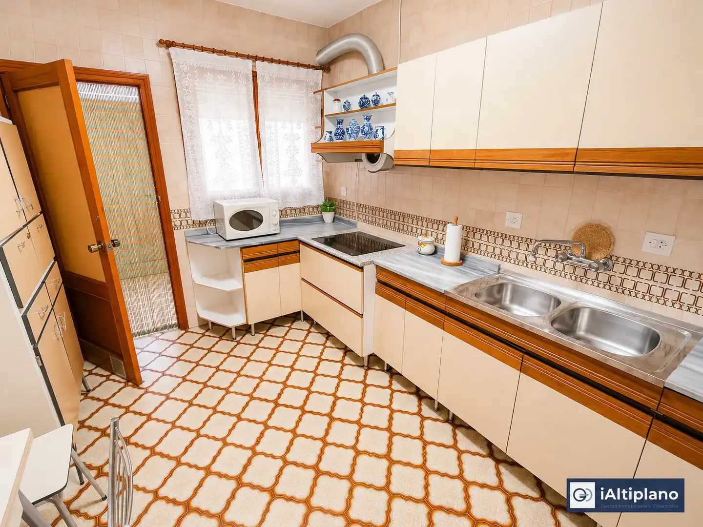 Kitchen of Flat for sale in Caniles  with Terrace and Furnished