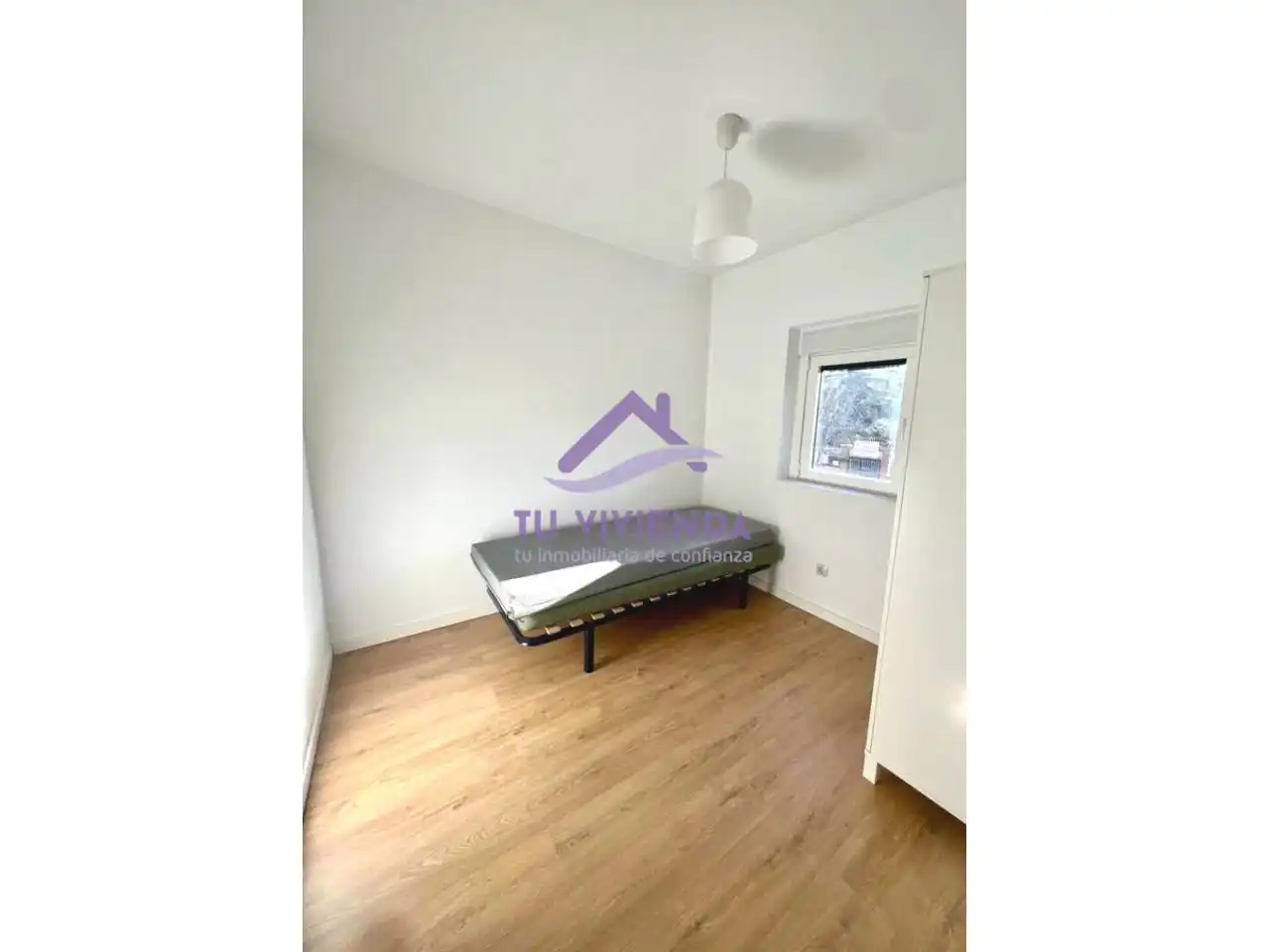 Bedroom of Flat for sale in Valladolid  with Heating and Furnished