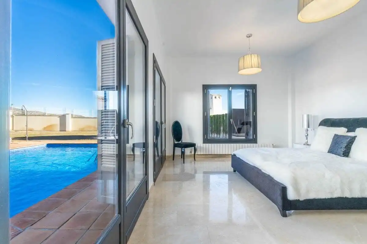 Piscina de Casa o xalet en venda en Murcia