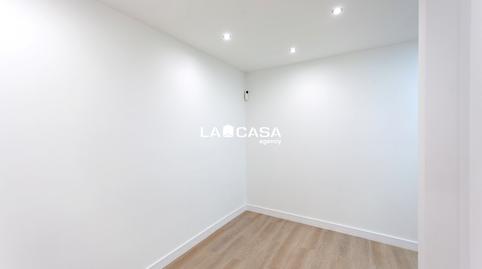 Photo 2 of Flat for sale in Carrer D'andalusia, Vista Alegre, Barcelona