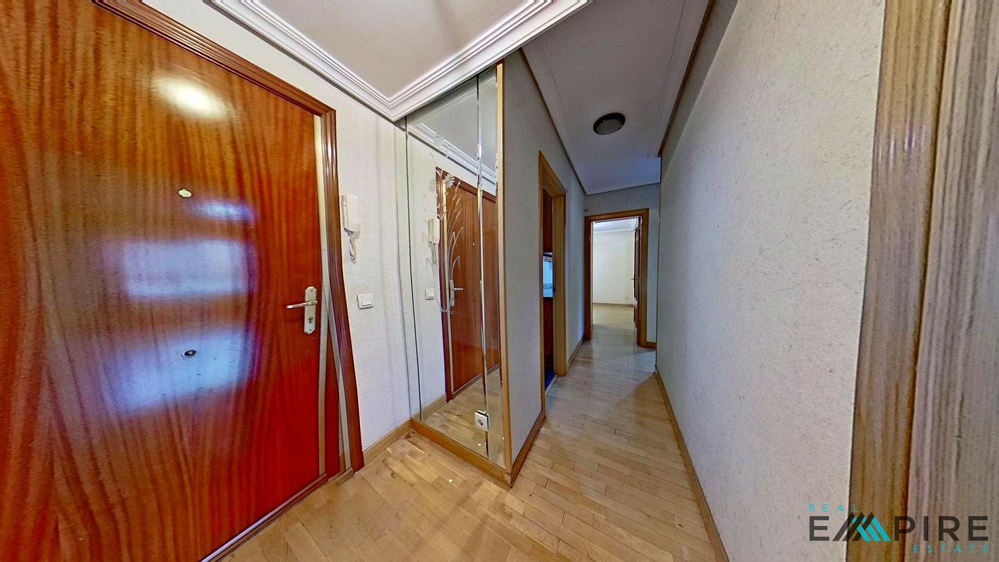 Wohnung zum Verkauf in Parla mit Heizung, Abstellraum und Internet