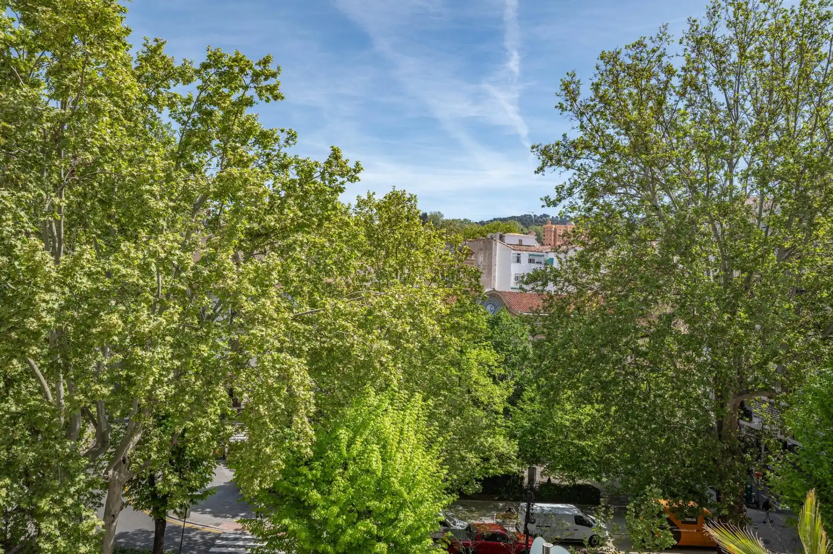 Vista exterior de Piso en venta en Granada con Calefacción, Parquet y Alarma