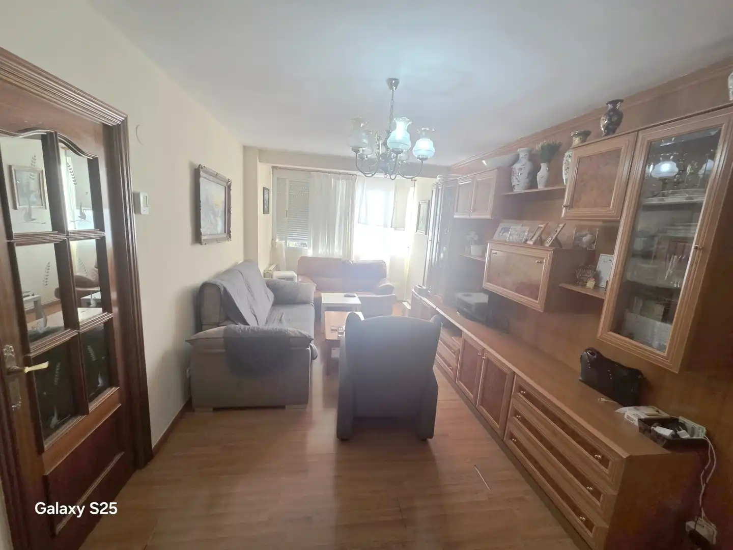 Sala d'estar de Pis en venda en Móstoles amb Calefacció, Parquet i Moblat