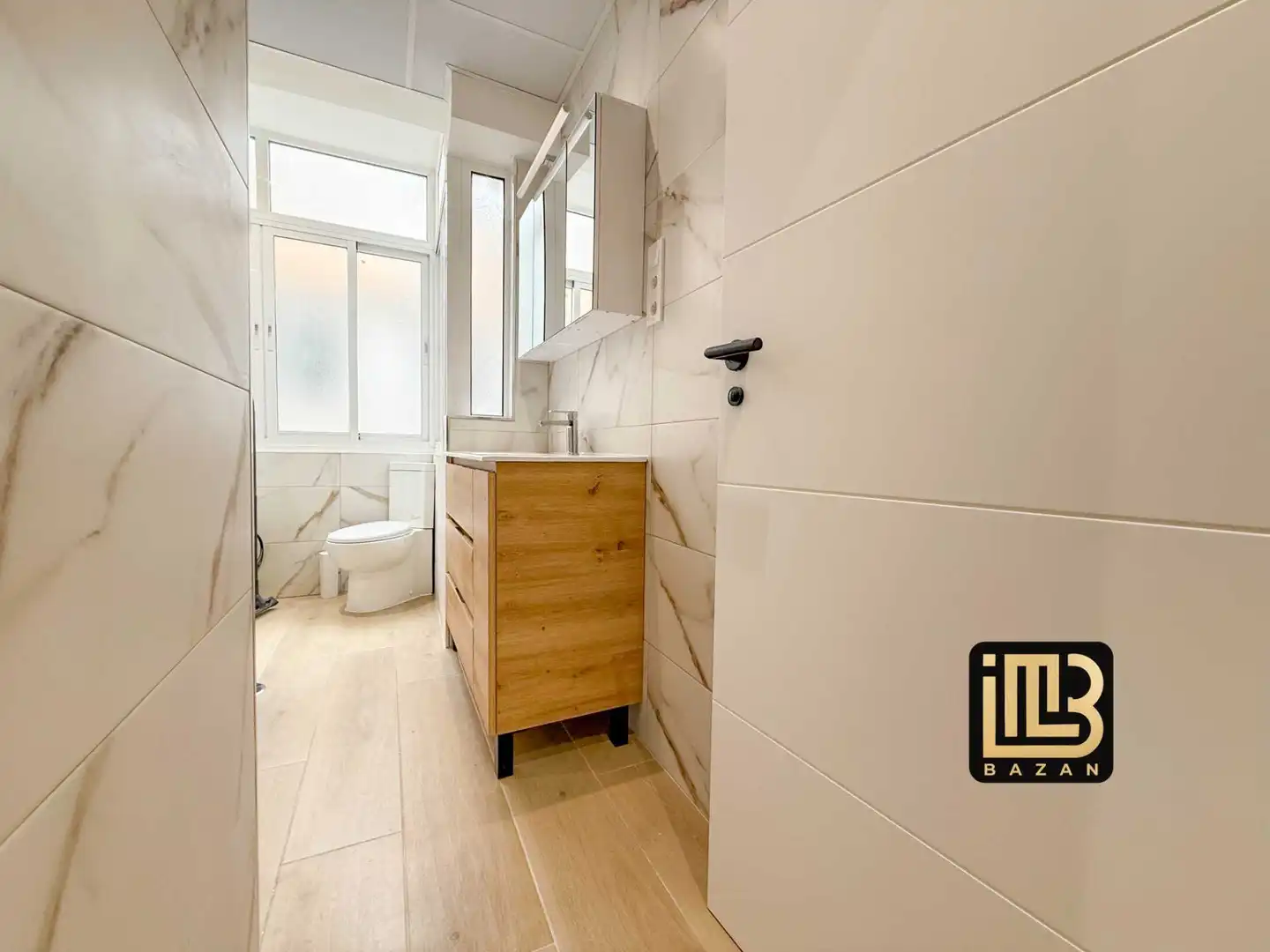 Badezimmer von Wohnung zur untervermieten in Málaga mit Klimaanlage und Möbliert
