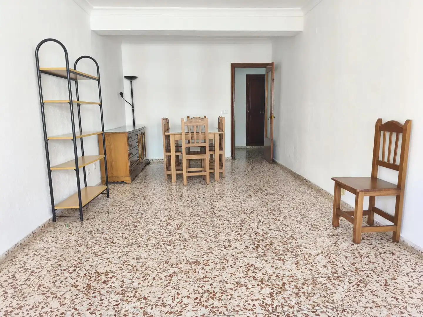 Piso con balcón en venta en Maria Auxiliadora - Barriada de Llera, imagen 2