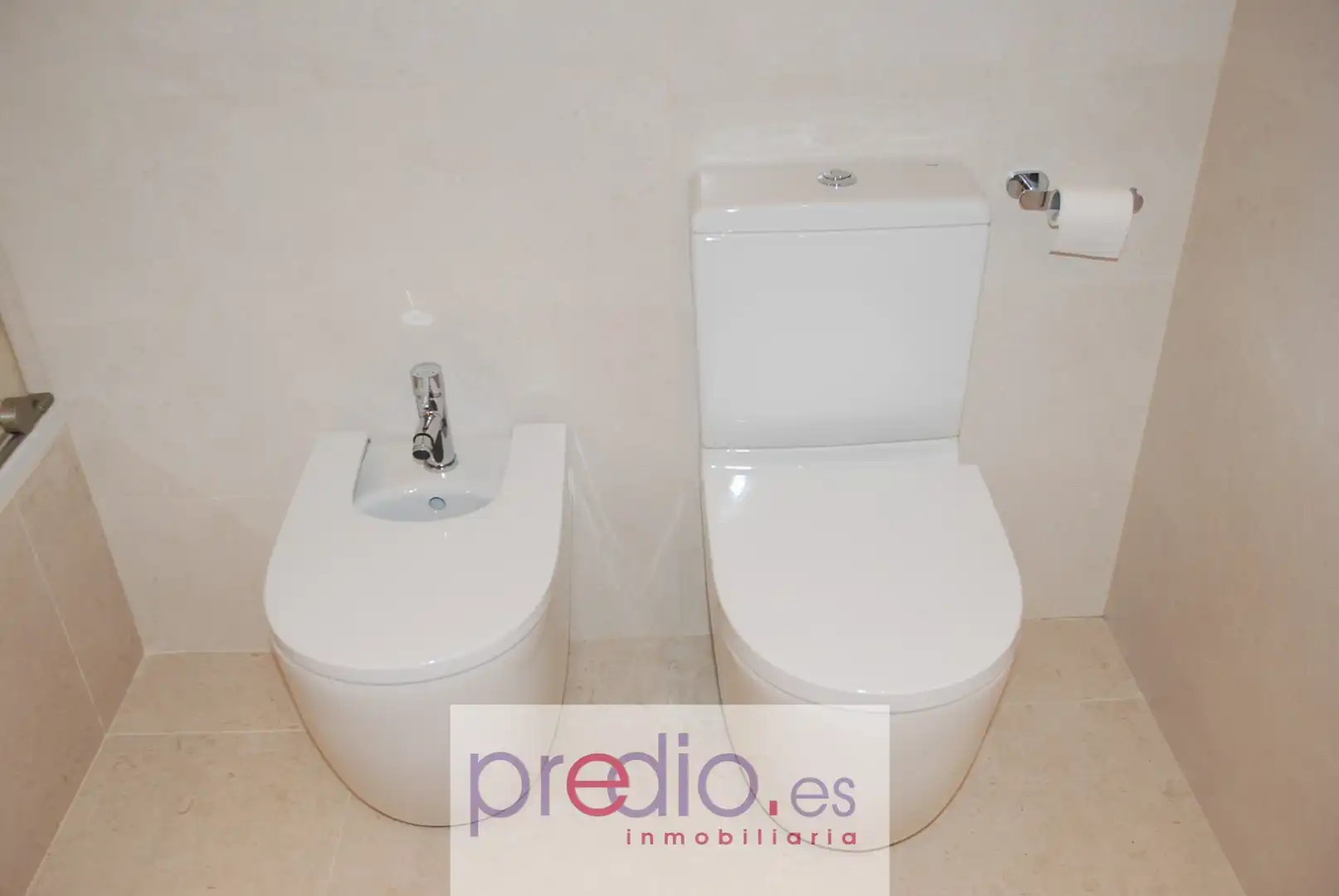 Baño de Piso en venta en Lugo con Calefacción, Parquet y Terraza