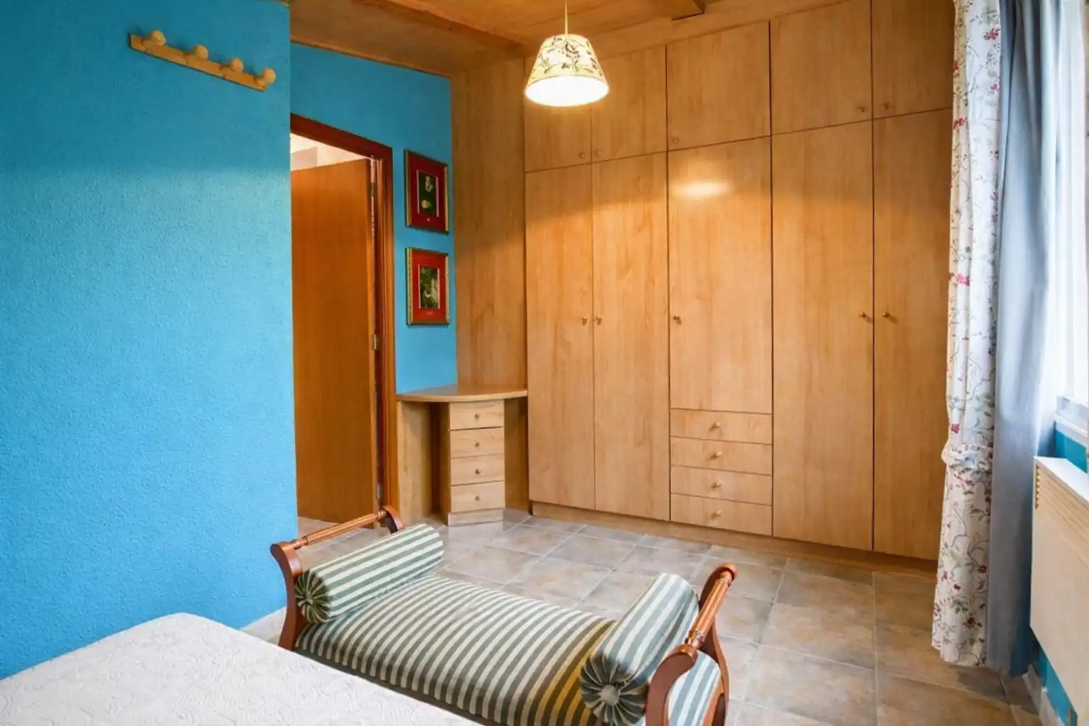 Habitación de Finca rústica en venta en Santa Oliva con Jardín privado