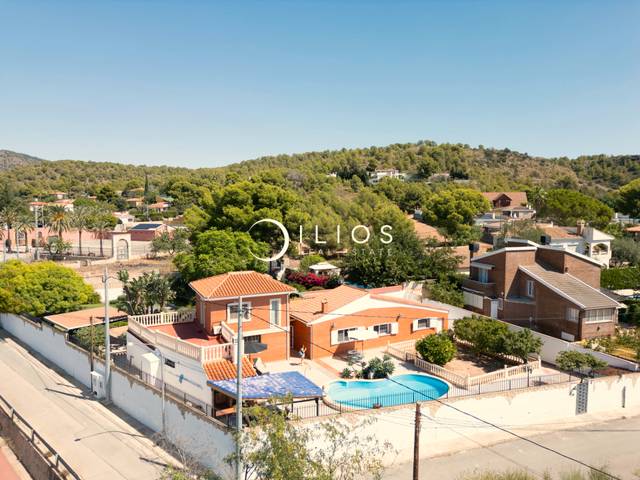 Casa-chalet en Venta en La Loma - Las Lomas