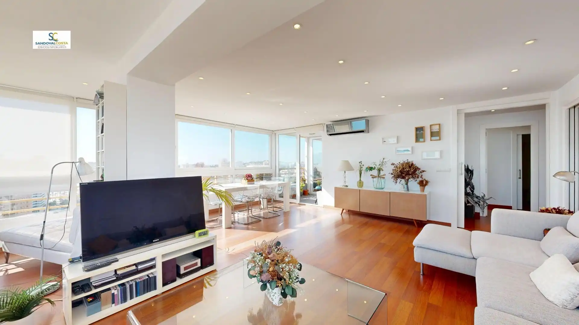 Wohnzimmer von Wohnung zum Verkauf in Alicante / Alacant mit Klimaanlage und Gemeinschaftspool