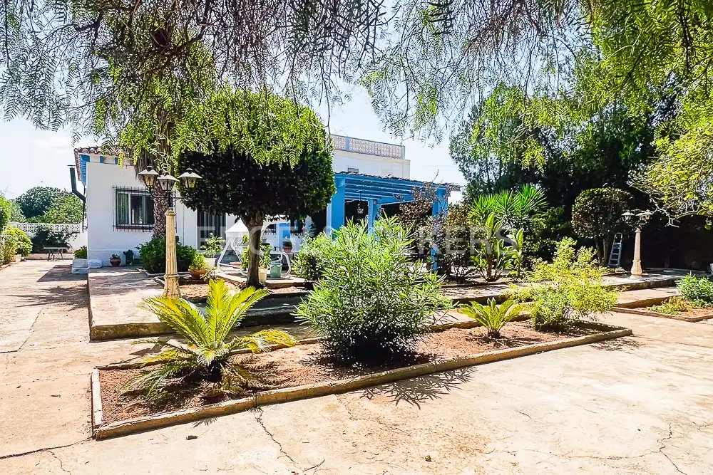 Jardí de Casa o xalet en venda en Riba-roja de Túria amb Aire condicionat, Calefacció i Jardí privat