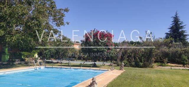 Casa-chalet en Venta en Coreses