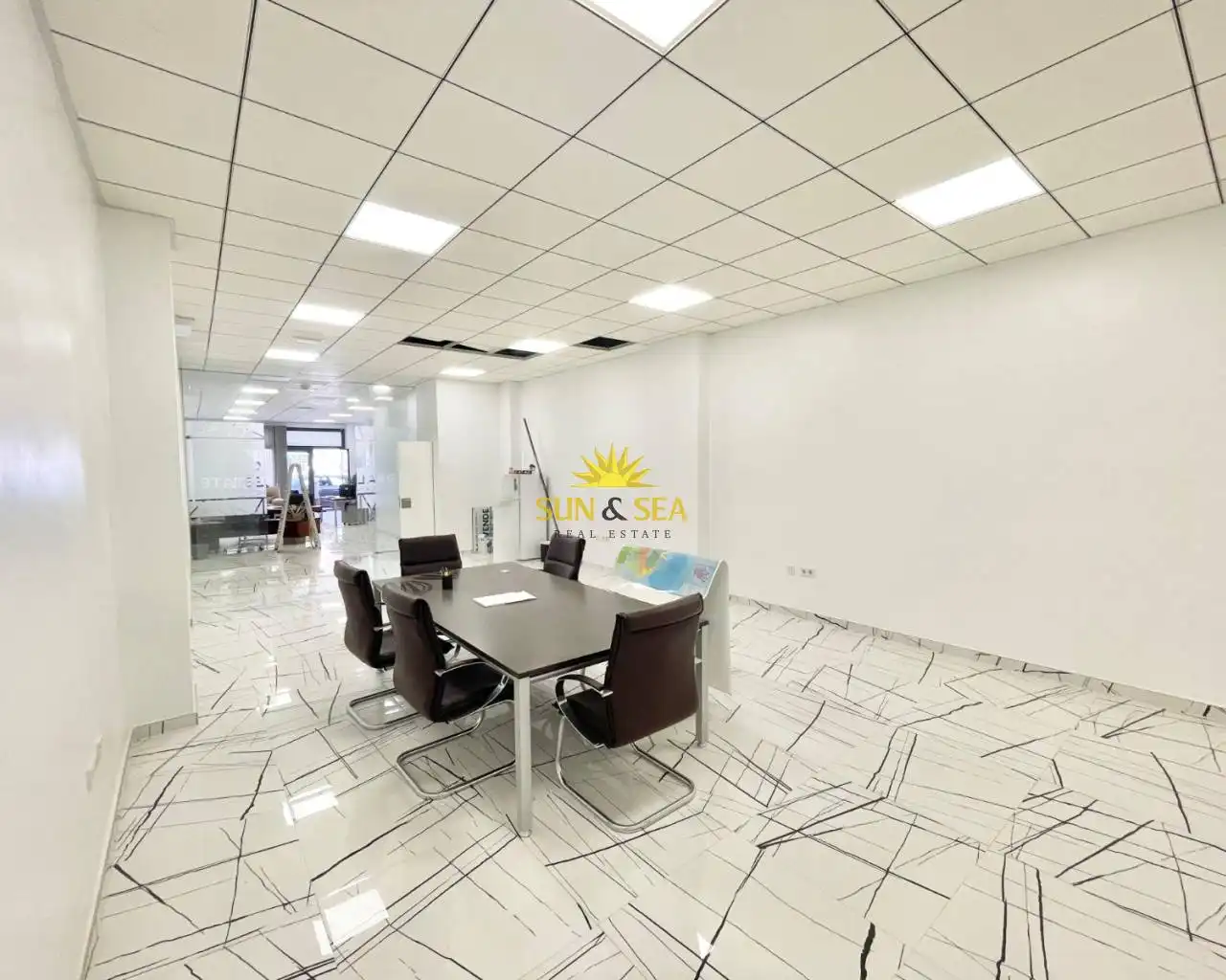 Commercial properties for rent in Avenida Habaneras - Curva de Palangre