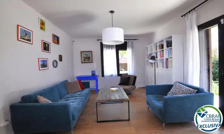 Landhaus zum Verkauf in Sant Pere Pescador, imagen 3