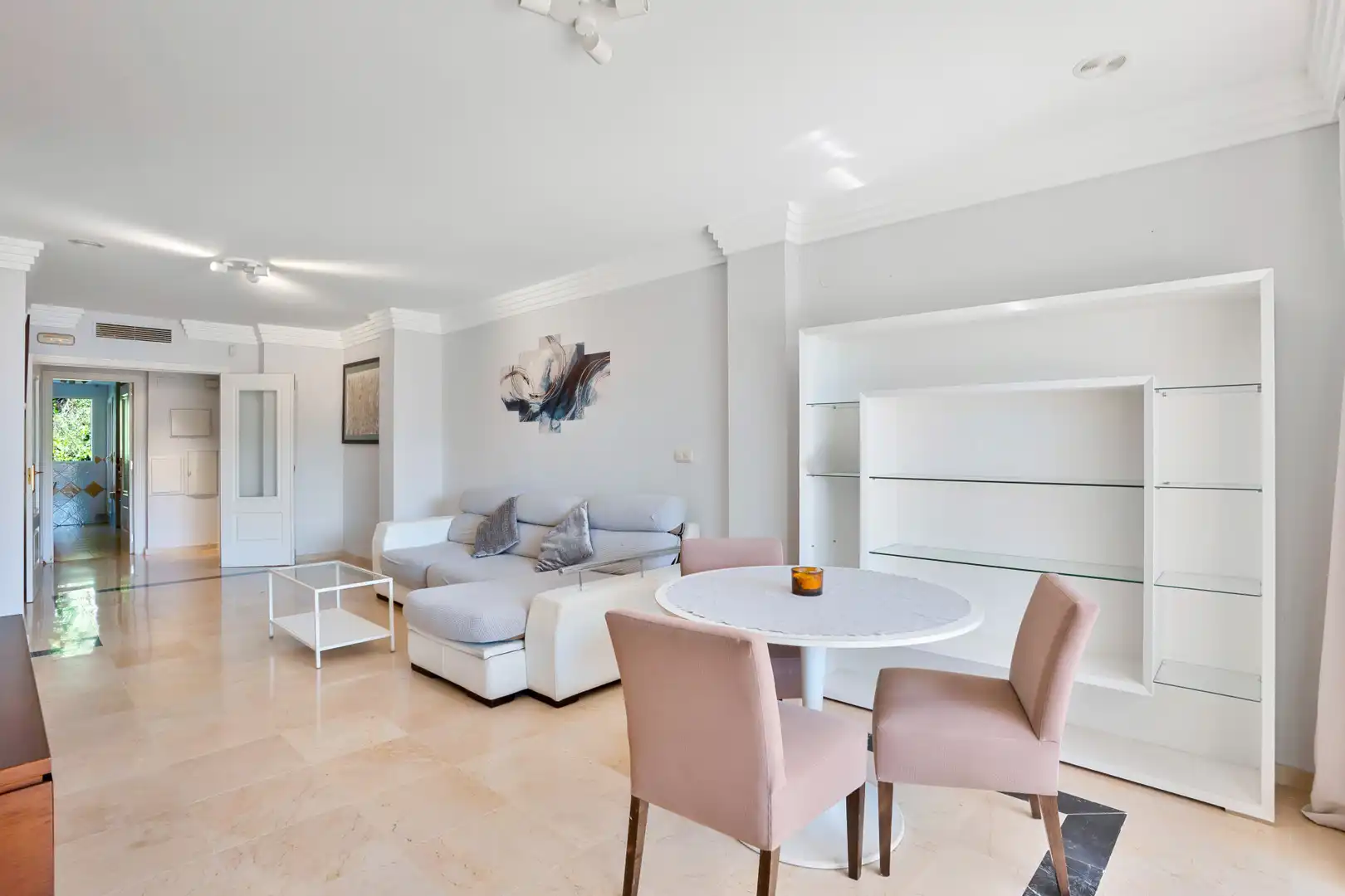 Sala de estar de Apartamento en venta en Marbella con Aire acondicionado, Terraza y Trastero