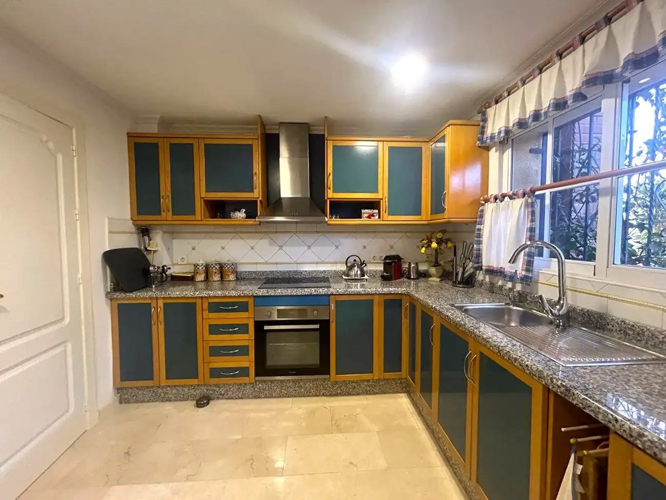Chalet con piscina en venta en Los Balcones - Los Altos, imagen 14