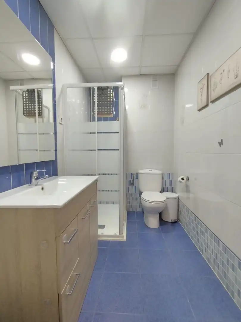 Bathroom of Flat for sale in Murcia  with Air Conditioner, Heating and Furnished