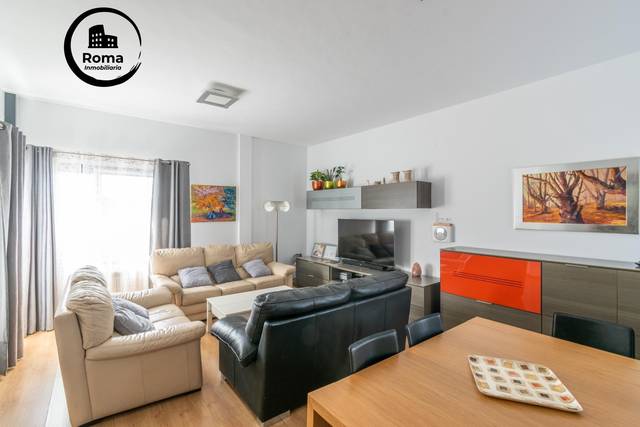 Casa-chalet en Venta en Camino de Montevive en Polideportivo