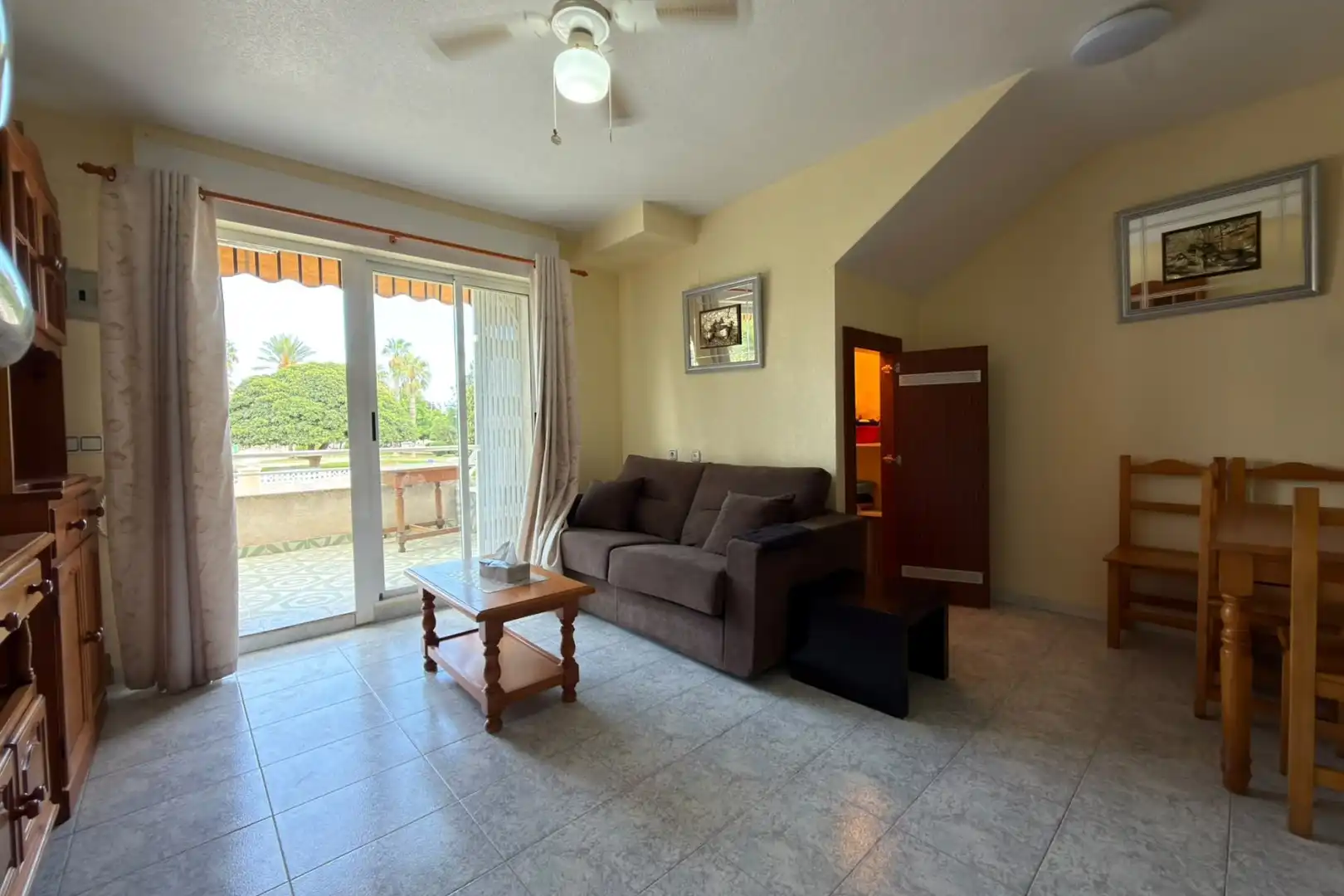 Bungalow amb piscina en venda a Calle Hierro, imagen 6