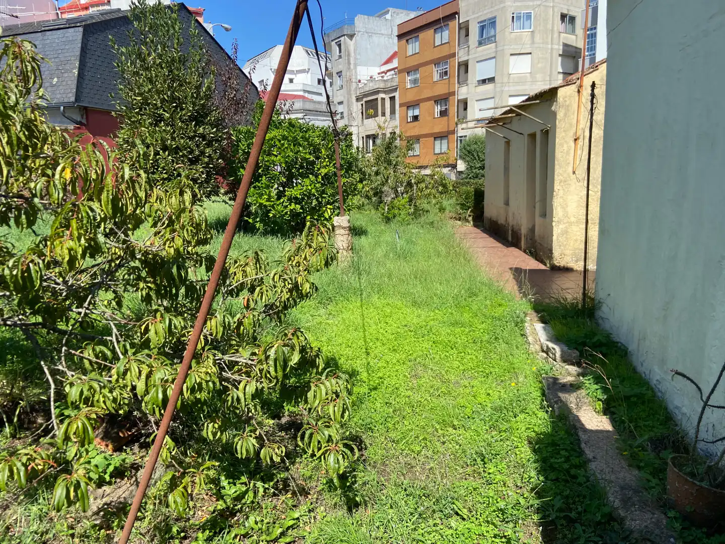 Houses for sale in Vigo   with Private garden and Storage room