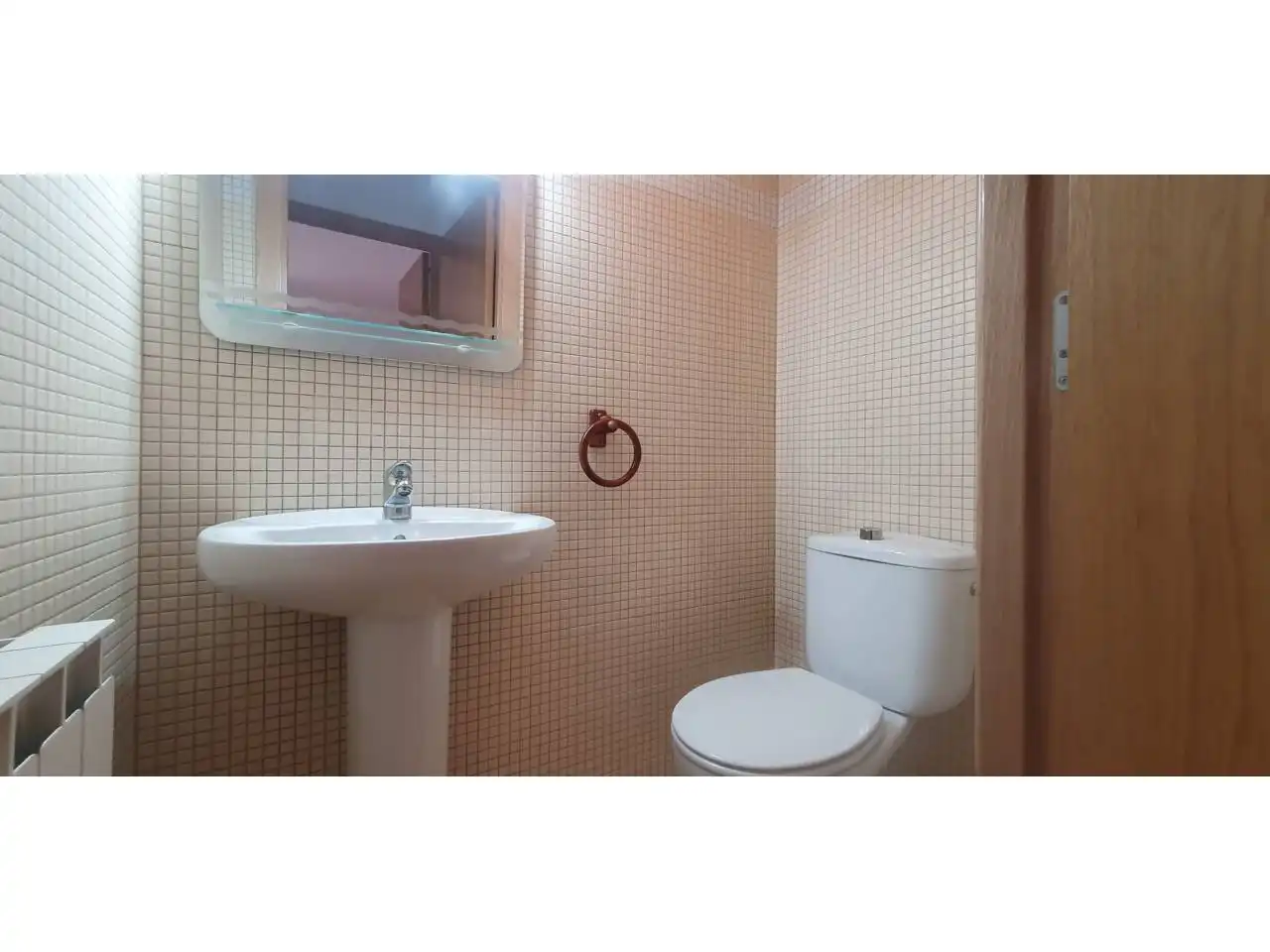 Bany de Pis en venda en Sant Vicenç de Castellet amb Calefacció, Parquet i Traster