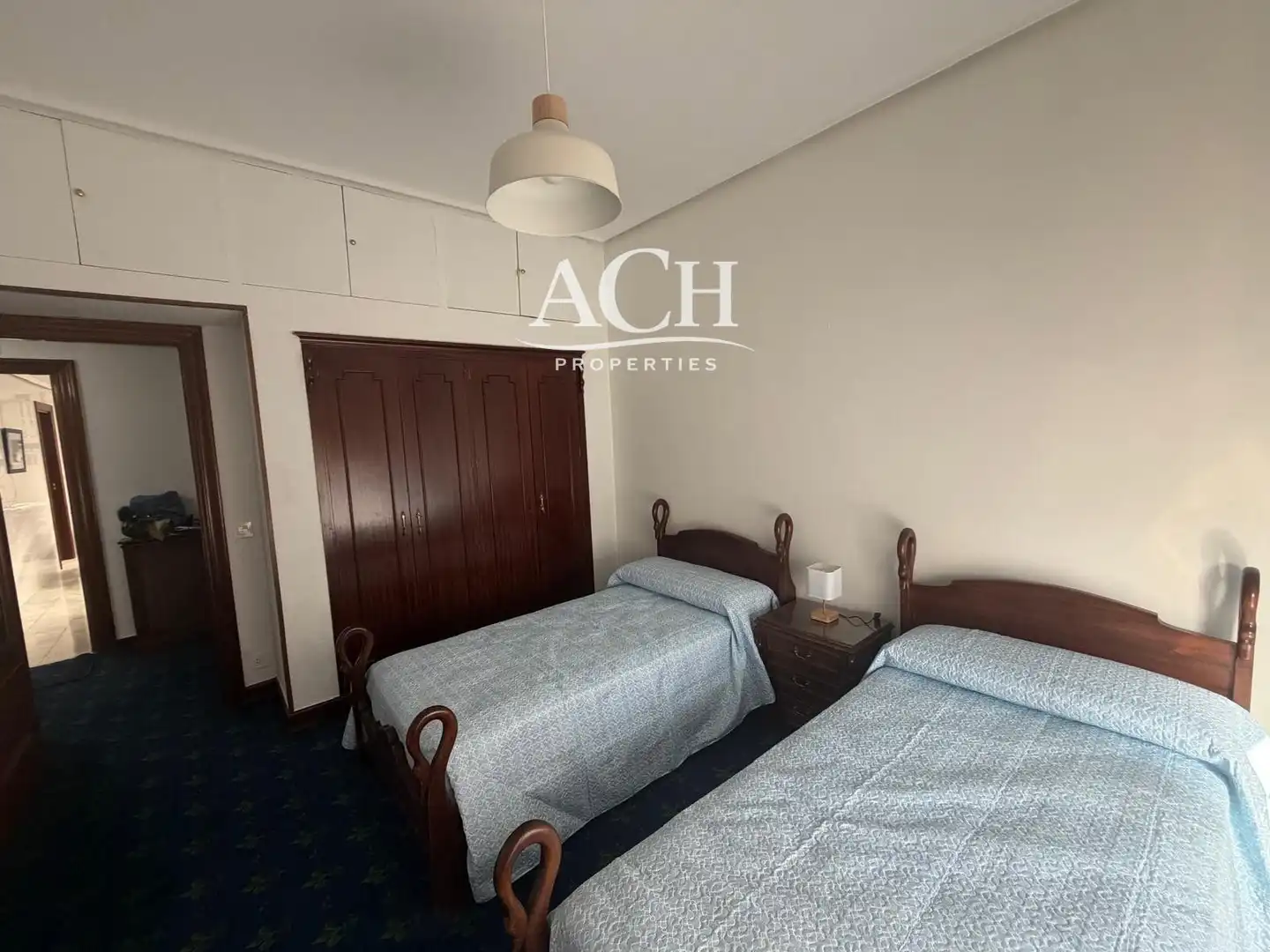 Schlafzimmer von Wohnung zur Miete in Bilbao  mit Heizung, Terrasse und Möbliert