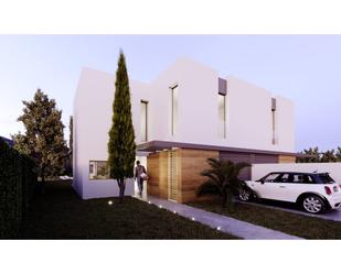 Exterior view of House or chalet for sale in Figueres  with Air Conditioner, Private garden and Parquet flooring