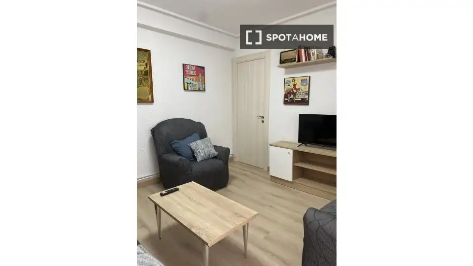 Wohnzimmer von Wohnungen zur untervermieten in Zaragoza mit Klimaanlage, Heizung und Terrasse