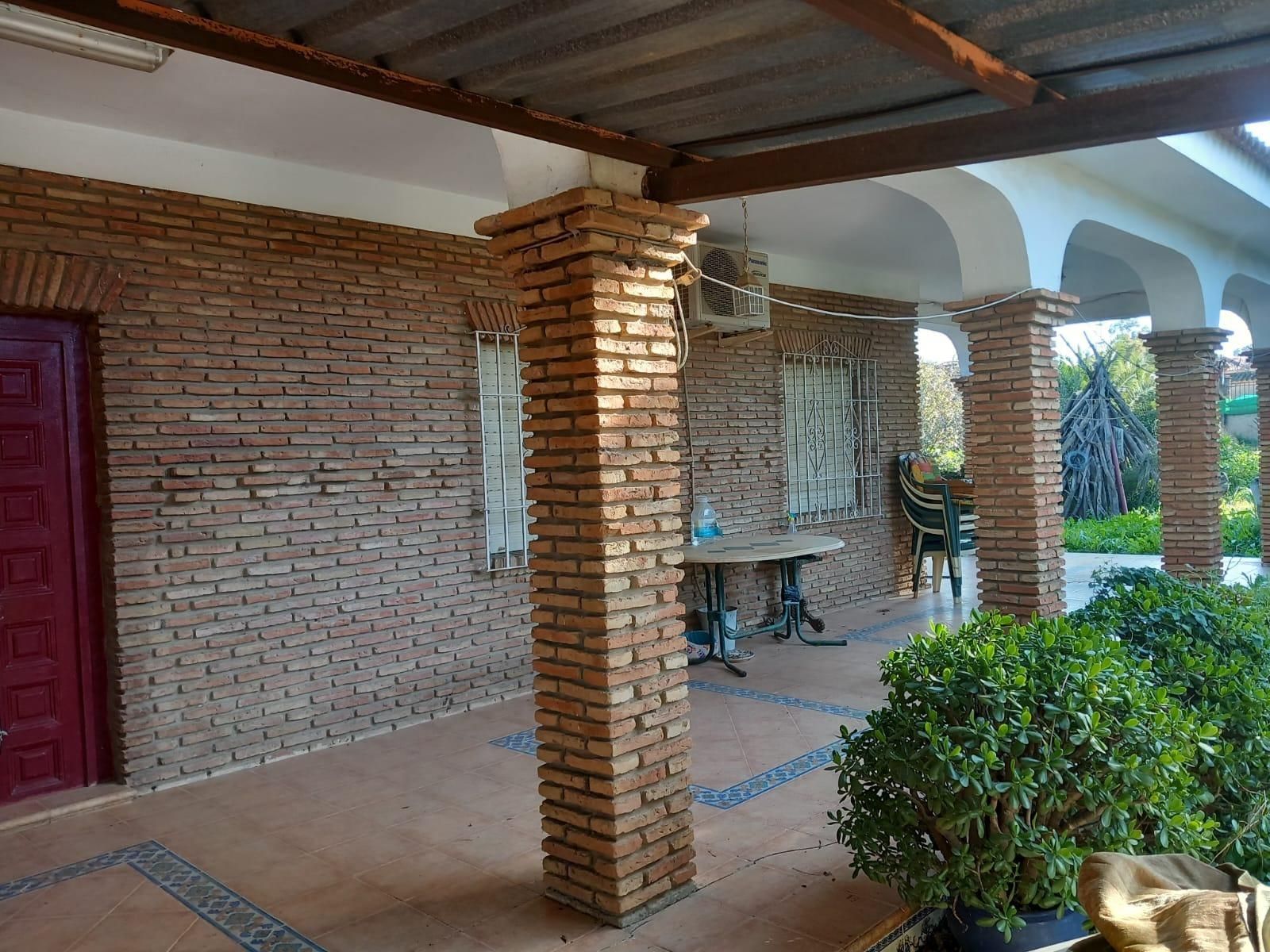 House or chalet for sale in Carmona  with Swimming Pool