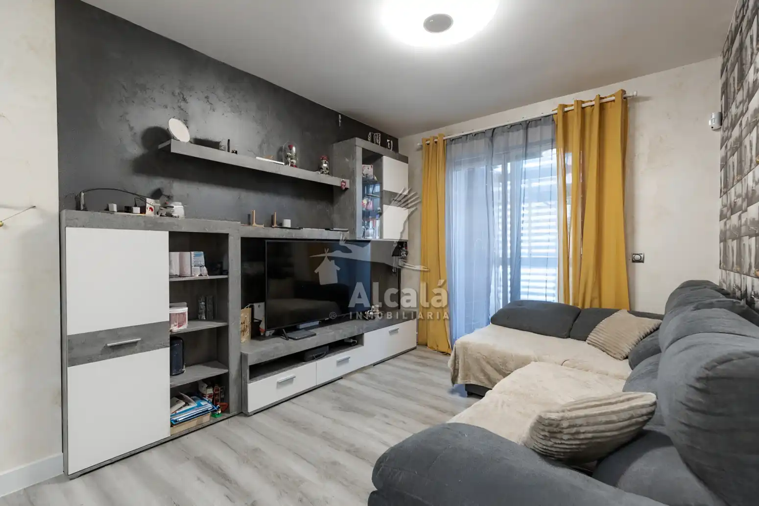 Sala de estar de Piso en venta en Azuqueca de Henares con Aire acondicionado, Calefacción y Terraza