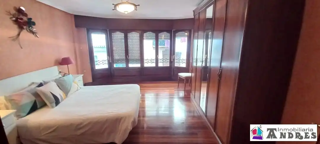 Habitación de Edificio en venta en Bermeo