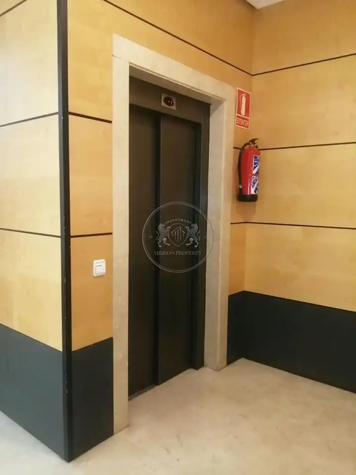 Piso con ascensor en alquiler en Avenida de Pablo Iglesias, imagen 42