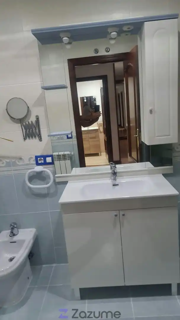 Bany de Pis de lloguer en Villamayor amb Calefacció, Jardí privat i Piscina