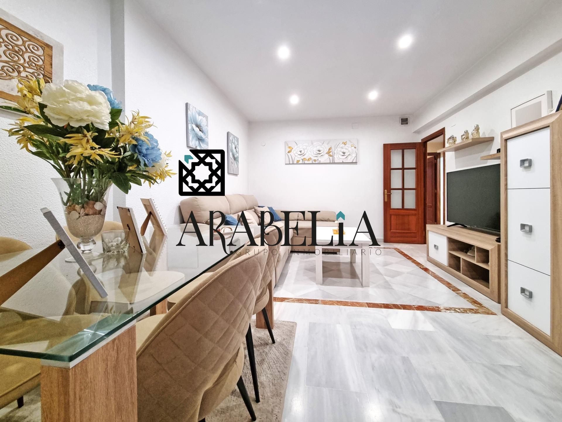 Sala d'estar de Casa o xalet en venda en La Carlota amb Aire condicionat, Calefacció i Terrassa