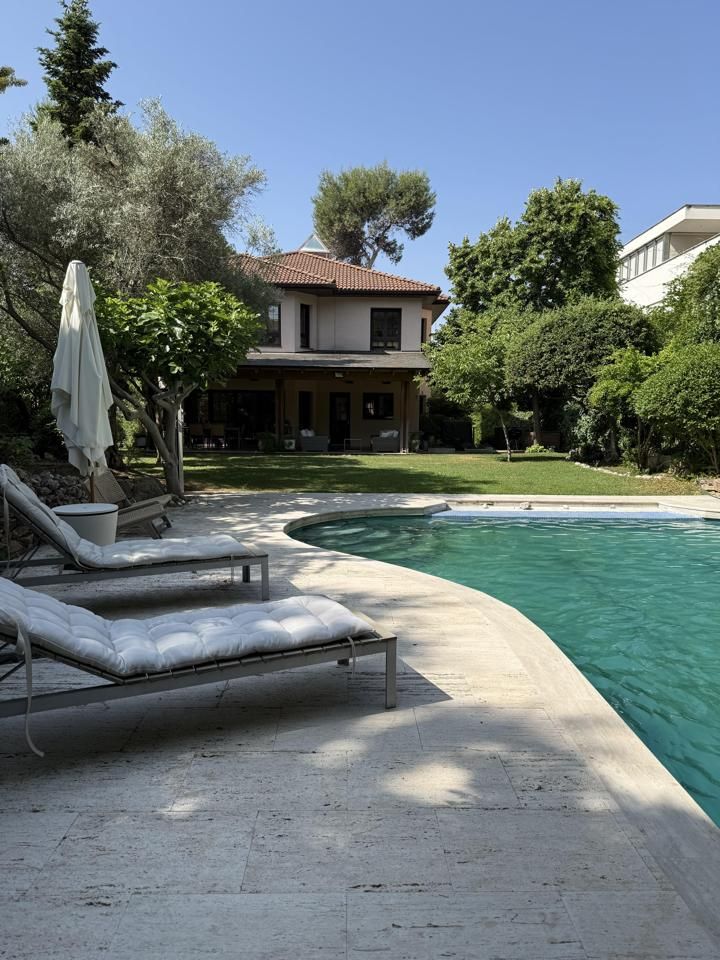 Swimming pool of House or chalet to rent in  Madrid Capital  with Air Conditioner, Heating and Private garden