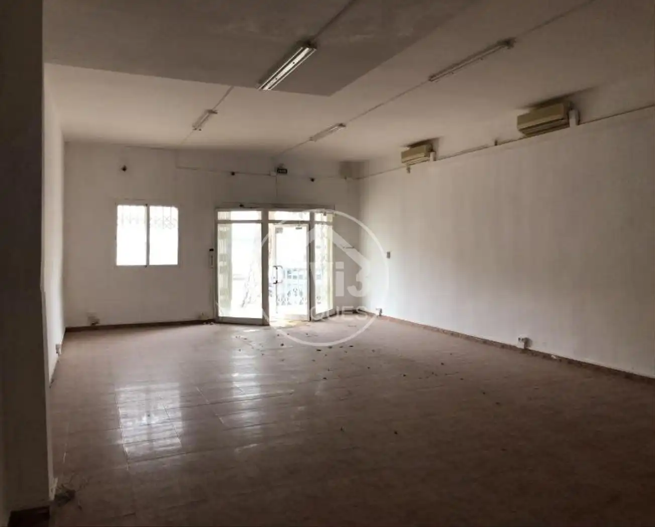 Local commercial à vendre à Avinguda Califòrnia 21, imagen 2