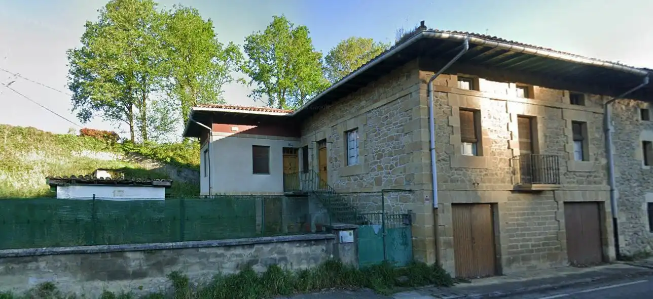 Landhaus zum Verkauf in Oromiño Auzoa