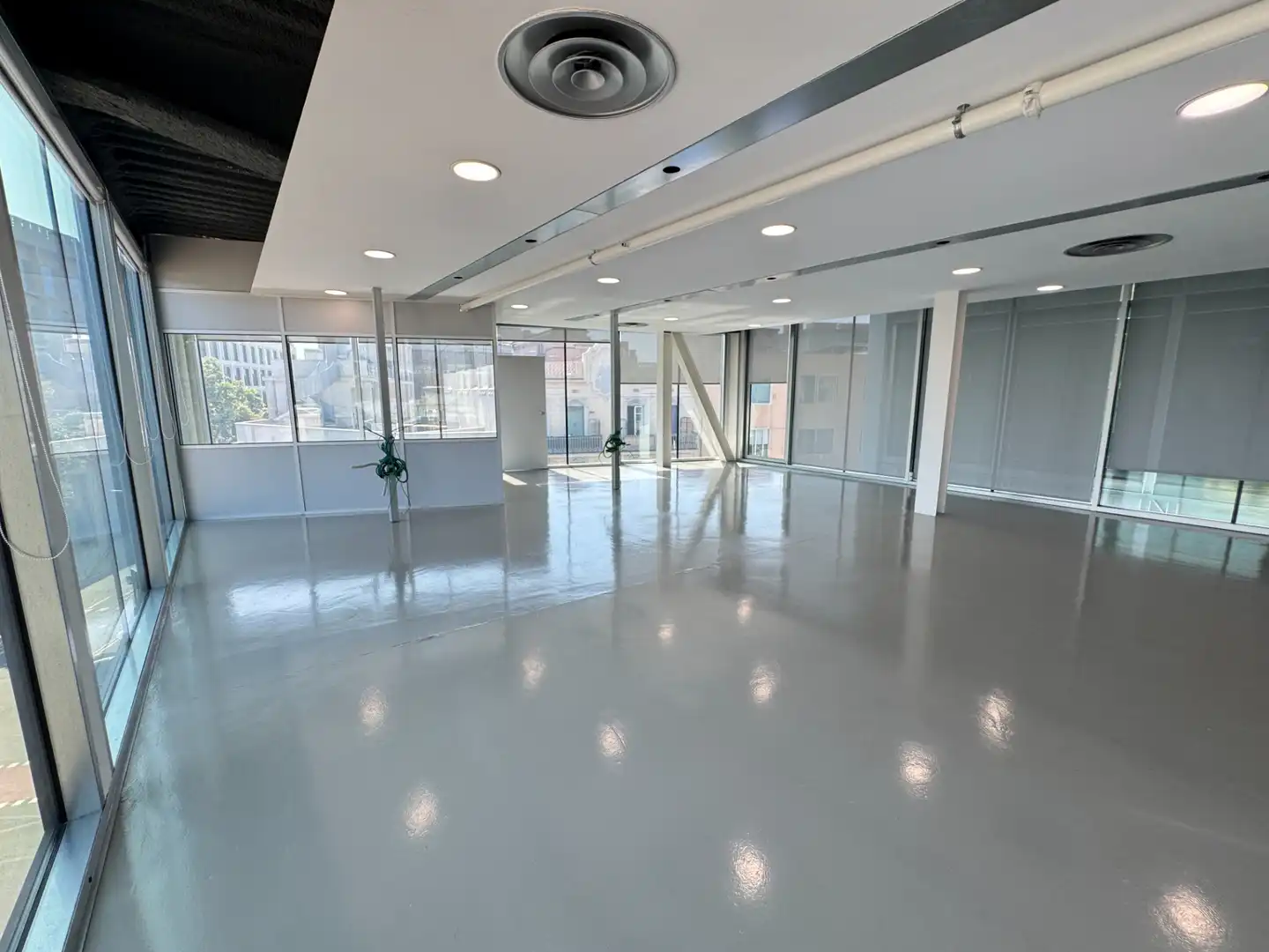 Oficina de lloguer en Barcelona amb Aire condicionat