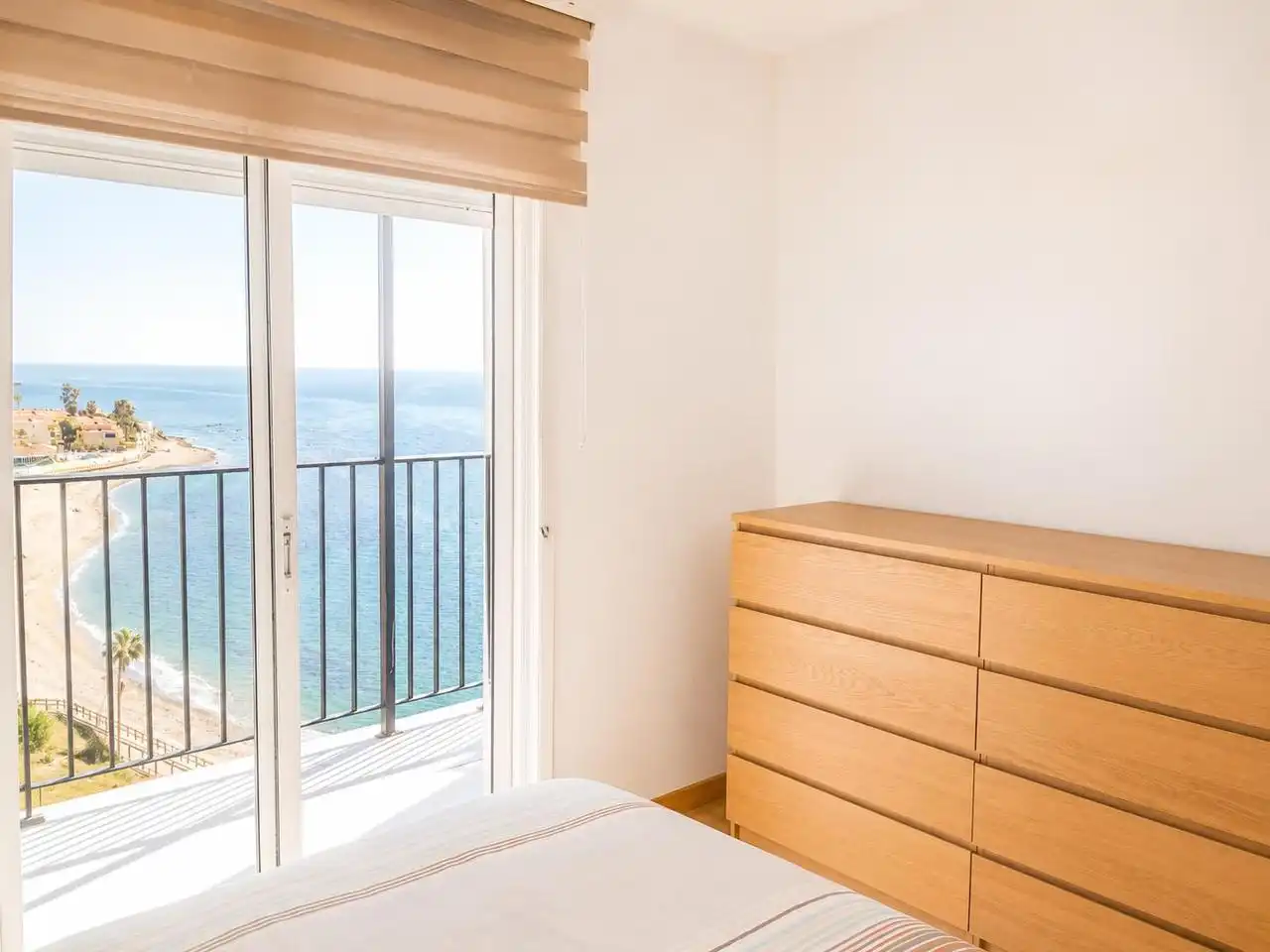 Habitación de Piso de alquiler en Mijas con Terraza, Amueblado y Piscina comunitaria