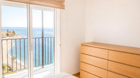 Foto 4 de Piso de alquiler en Alhamar, Calahonda, Mijas